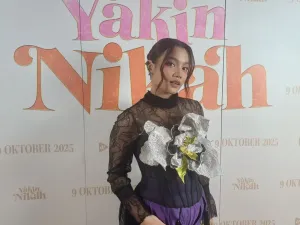 Penyanyi Aruma saat ditemui di gala premiere film Yakin Nikah di Epicentrum XXI, Jakarta Selatan, Kamis (2/10/2025).