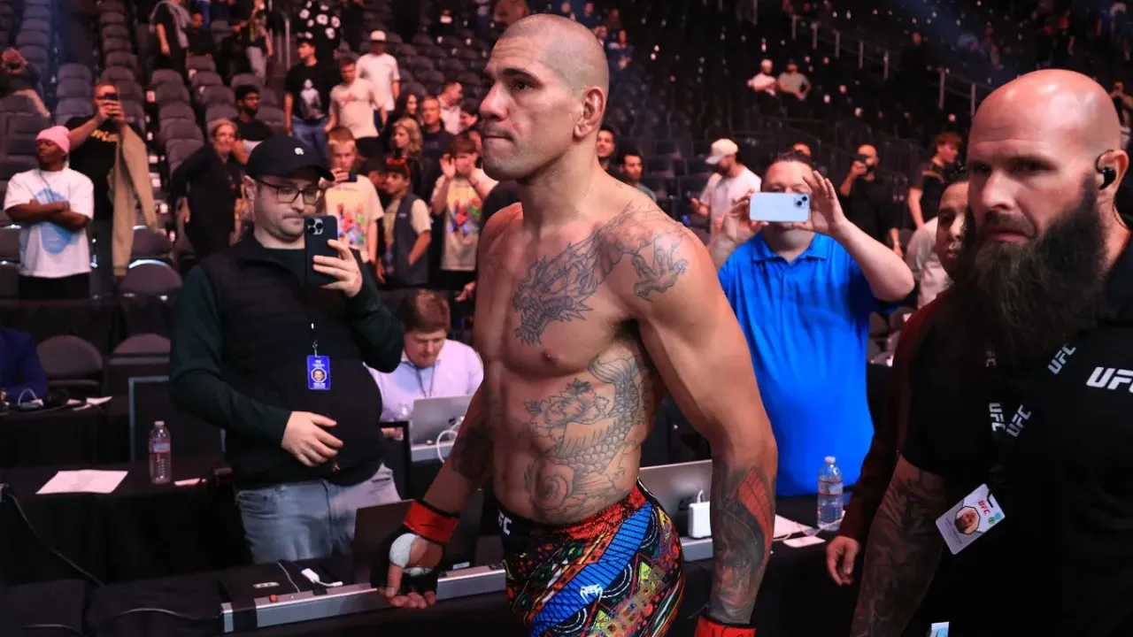 Pereira moments after his decision defeat by Ankalaev in Las Vegas (Getty Images)