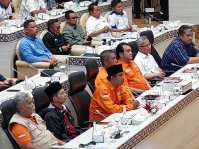 Perwakilan Koalisi Serikat Buruh saat beraudiensi dengan Pimpinan DPR RI dan perwakilan pemerintah di Gedung DPR RI, Selasa (30/9/2025).
