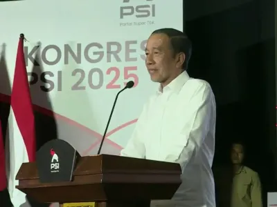 Presiden ke-7 RI Joko Widodo (Jokowi) dalam Kongres PSI di Solo, Jawa Tengah, Sabtu (19/7/2025).