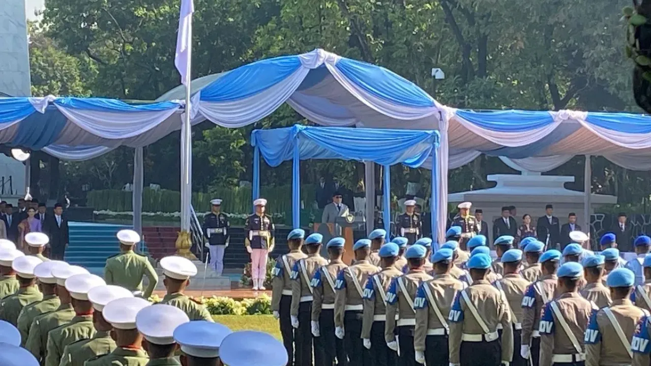 Presiden Prabowo Subianto memimpin upacara Peringatan Hari Kesaktian Pancasila, di Monumen Pancasila Sakti, Lubang Buaya, Jakarta Timur, Rabu (1/10/2025). 