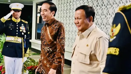Presiden Prabowo Subianto mengadakan buka puasa bersama dengan Presiden ke-7 Joko Widodo di Istana Kepresidenan Jakarta, Rabu (26/3/2025) malam. 