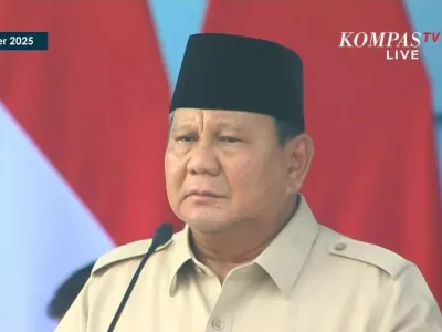 Presiden Prabowo Subianto menjadi inspektur upacara dalam peringatan HUT ke-80 TNI di lapangan Monumen Nasional (Monas), Jakarta, Minggu (5/10/2025).