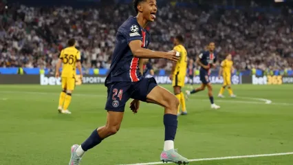 PSG predicted XI v Barcelona: Senny Mayulu to start up front?