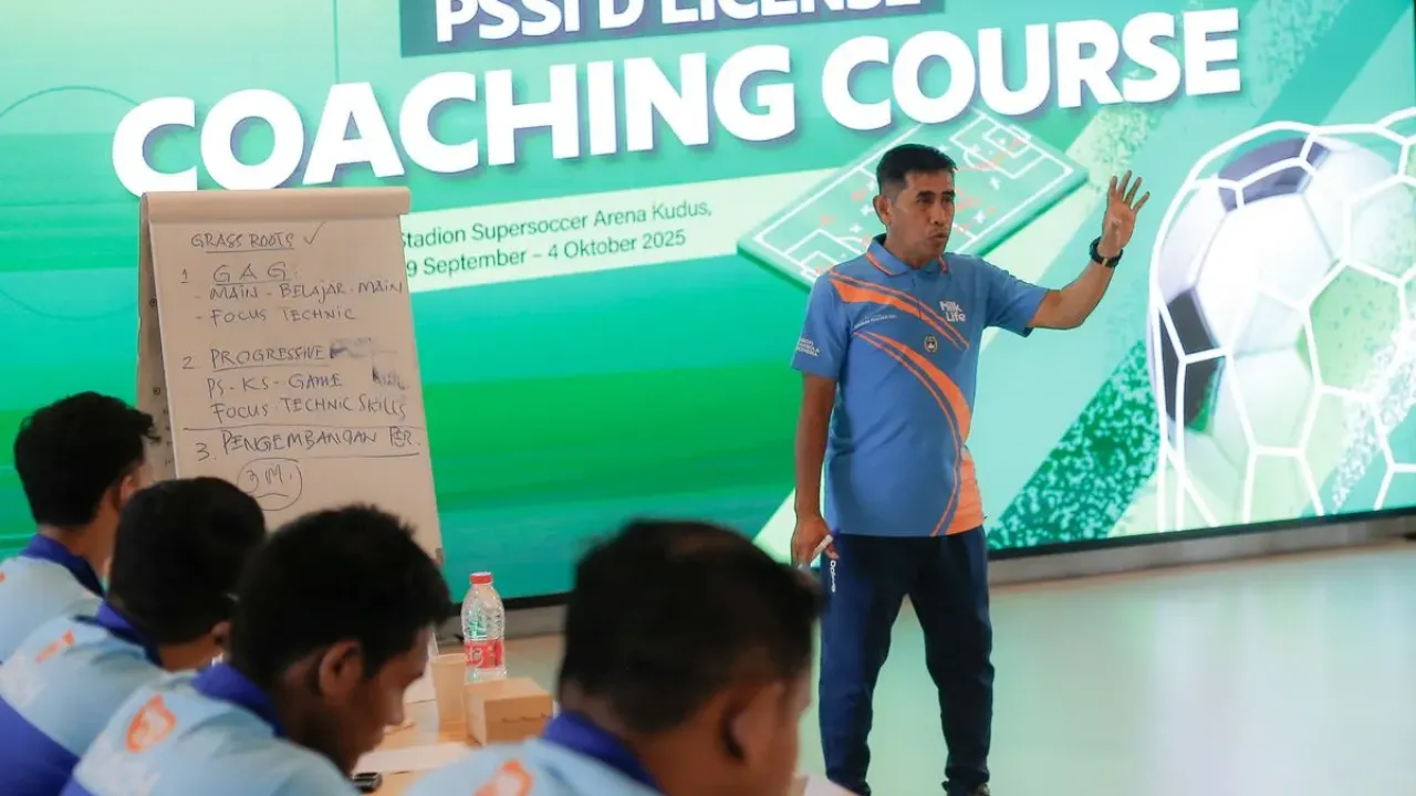 PSSI menyelenggarakan pelatihan dan sertifikasi kepelatihan Lisensi D Nasional yang diikuti oleh 30 pelatih serta guru olahraga dari Kudus.