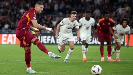 Reaksi Francesco Totti Usai Roma Gagal Tembak Penalti Trio (1)