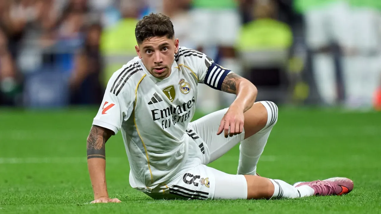 Real Madrid Bantah Keretakan Hubungan Valverde dan Alonso (1)
