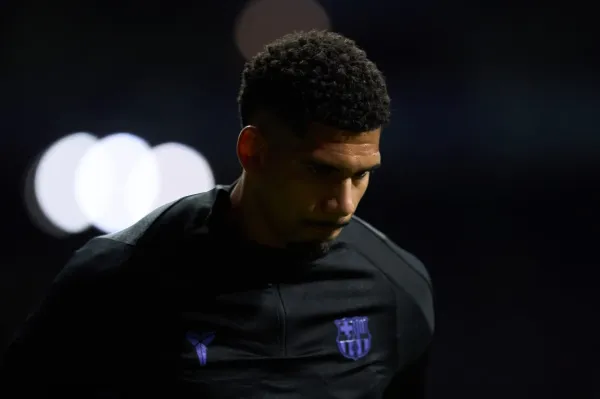 Ronald Araujo Bukan Dijual, Barcelona Teguh Pertahankan (1)