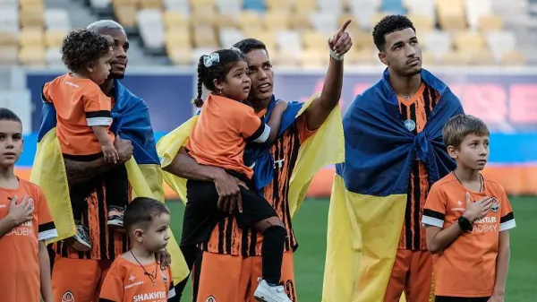 Shakhtar Donetsk line up