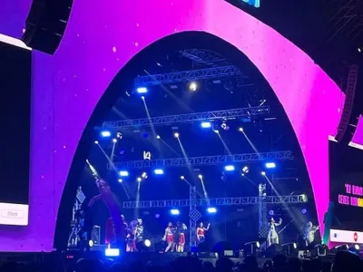 Sinta dan Jojo saat tampil di Synchronize Fest 2025 yang digelar di Gambir Expo, Kemayoran, Jakarta Pusat, Minggu (5/10/2025).