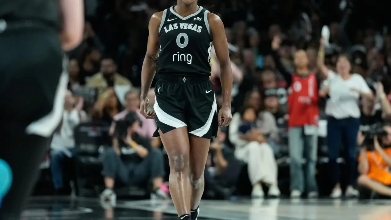 <span>Las Vegas Aces guard Jackie Young scored 32 points in Sunday’s win. </span><span>Photograph: John Locher/AP</span>