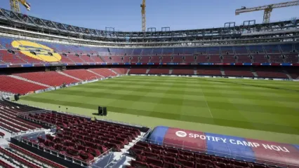 The renovated Camp Nou is still not ready to be reopened (Josep LAGO)
