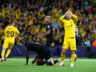 Tottenham survive a storm in Norway