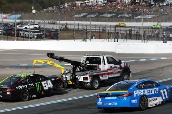 Ty Gibbs Bicara Insiden dengan Denny Hamlin di Balapan NH (1)