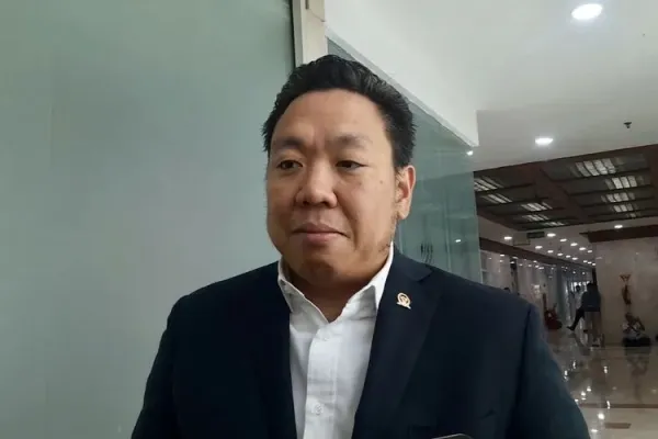 Wakil Ketua Komisi IX DPR RI Charles Honoris saat ditemui di Kompleks Senayan, Jakarta Pusat, Selasa (23/9/2025).
