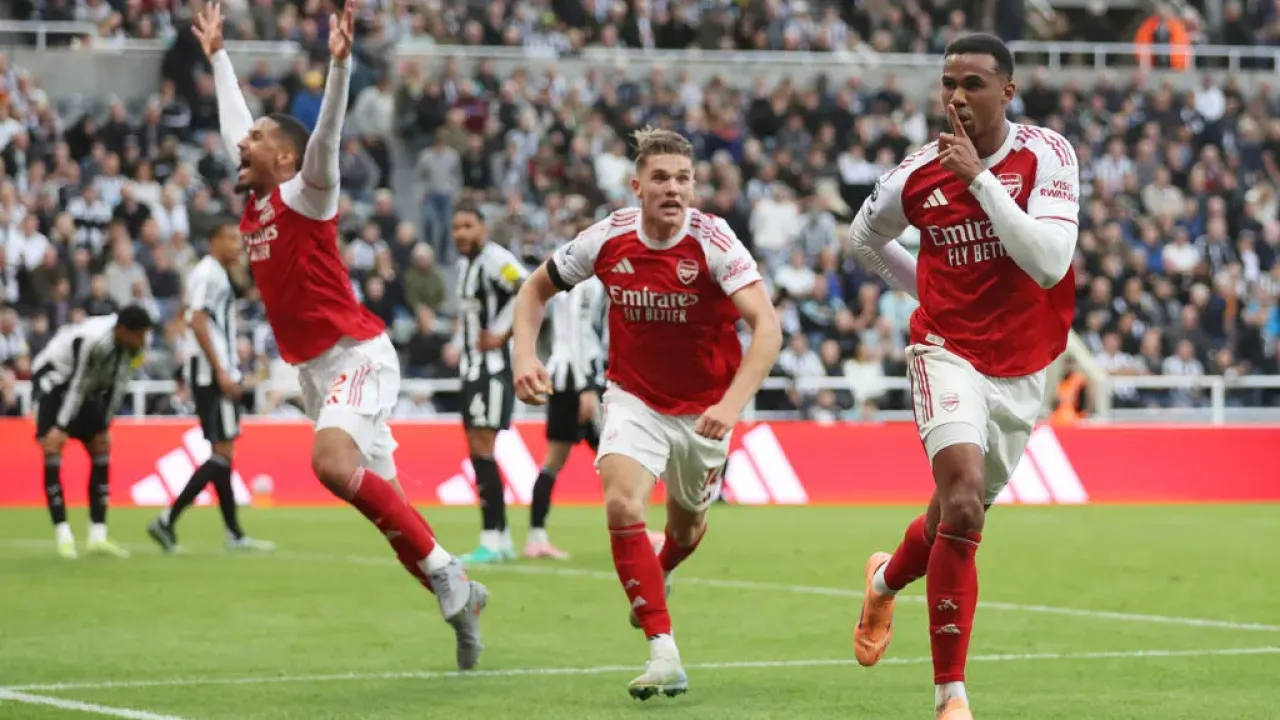 Wayne Rooney Dorong Arsenal Juara Premier League (3)